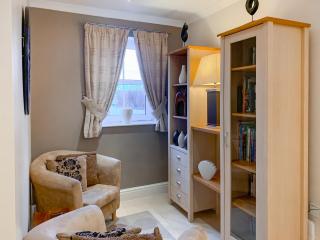 Four Seasons - Hw7432 - 7