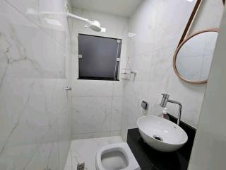 Apartamento de frente p Mar - 0