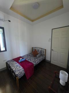 Rweydz Guest Inn - 8