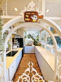 LITTLE CASTLE LÂU ĐÀI NHỎ ĐÀ LẠT MOSAIC GARDEN SUIt - 6