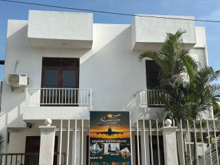 Serrena Airport Guest House - Colombo - 8