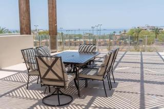 Everything Nearby Beach Pool Gym Tennis - 6