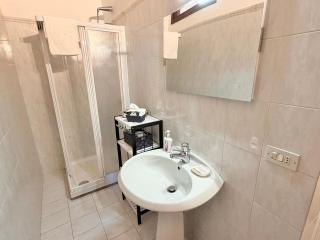 Varenna Vibes Apartment - Lovers Walk and LakeFront - 6