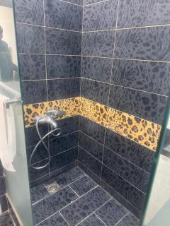 Gorgeous 3BR Apartment 210 SQM 2 Bathrooms City Center - 6