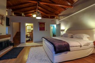 Enastron Guesthouse - 2
