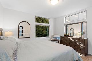 Modern 3 br townhouse near downtown - 7