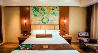 James Joyce Coffetel Xinyang Municipal Government Railway Station - 1