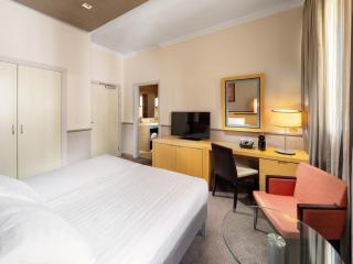 Mamaison Hotel Andrassy Budapest - Budapest - 3