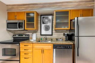 MainStay Suites St Louis - Galleria - 0