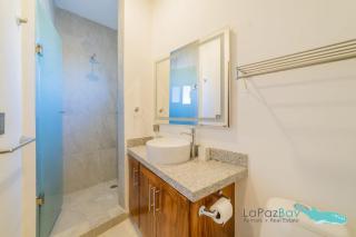 Studio pool steps to Malecon - 2