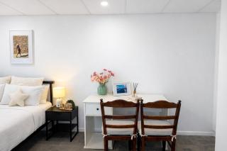 Self-Contained Studio I Near Westfield Chermside - 9