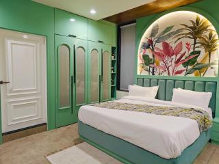 The Merlin's Groove - 5