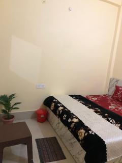 Shri Ladli Krishna Kunj Homestay Near Ram Mandir AYODHYA - 6
