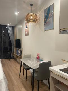 Hạ Long Homestay View biển - 6