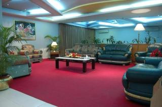 Hotel De Crystal Crown - 6