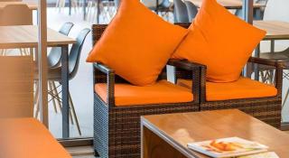 B2 Udon Thani Boutique and Budget Hotel - 8