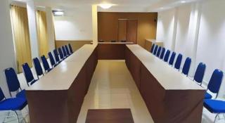 The Garden Hotel - 6