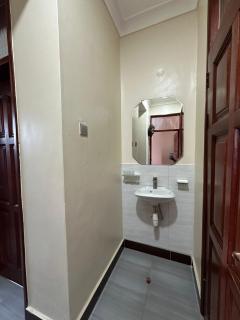 Royal Crest suites - 1