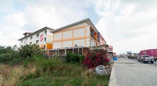 OYO 440 Season 5 Residence - 2