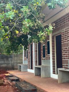 Junction Box Forest Hostel - 0