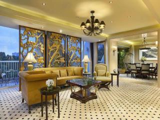 Dongguan MCB Lake Hotel - 9