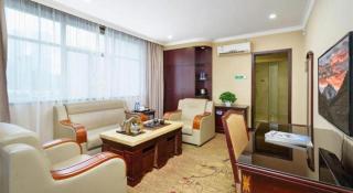 Sun Island Holiday Hotel - 4