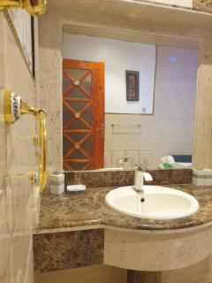 سمح الضيافة - 1