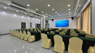 Zhonglian Harbor Hotel - 7