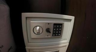 Long Beach Hotel Patong - 5