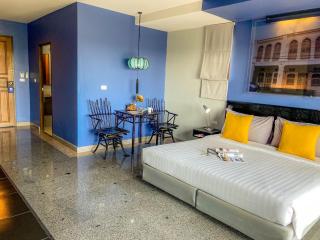 iCheck inn Phuket Town - 7