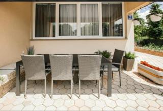 Villa Imota Retreat in Imotski, private pool, cageball - 4