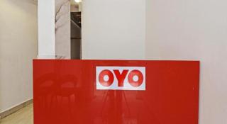 Capital O 90574 Hotel Glo - 8