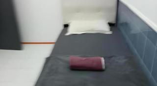 OYO HOME 90768 Flo Inn Motel - Kampong Parit - 3