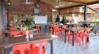 Borneo Tree House - 8