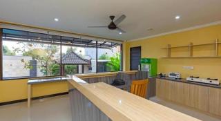 Sylvia Bali Suite Residence - 1