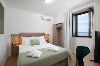 Hotel Marina - 1