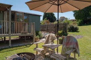 Hurdlemakers Hut - 7