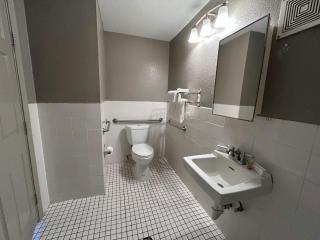 Red Roof Inn Arlington - Entertainment District - 9