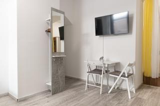 Beautiful 3-Bedroom Apartment Near Hauptbahnhof - 5