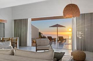 Amore Luxury Villas Resort - Athani - 4