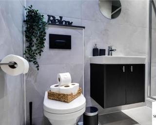 Luxury One Bedroom Appartment with Balcony - 5