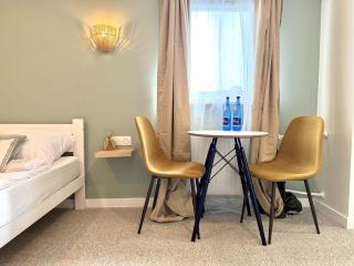 Spring Warsaw Central 1-Bedroom Apartment with City View - 1