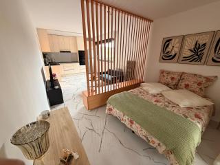 Studio neuf élégant- calme & cosy - 9