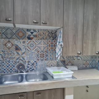 Sekelbos Cottage - 1