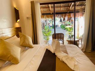 Bungalow Seaview at Zhaya's Beach & cottages - 9