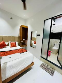 Hotel ShivSundar Executive - 7