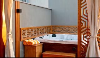 VELORA - Serviced Rooftop Studio With Private Heated Jacuzzi in Sodic Villette New cairo - 5