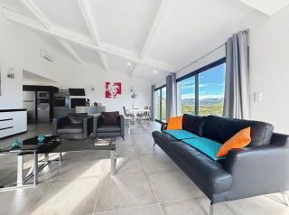 Modern Villa With Sea Views And Infinity Pool - 1