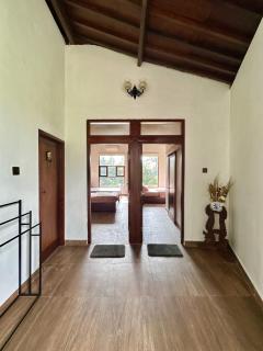 Griya Eksotik - Villa berkonsep klasik dan asri - 1