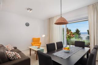 Villa Jolara With Heated Pool-Deluxe Apartment 3 - 1